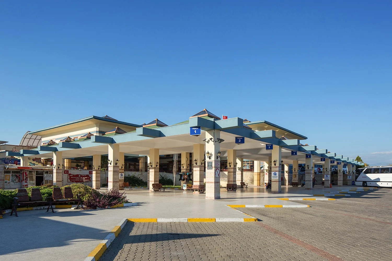 MANAVGAT OTOBÜS TERMİNALİ